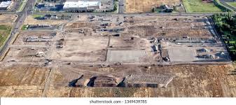 Corner Commercial Plot for Sale – Great for Restaurants or Showrooms